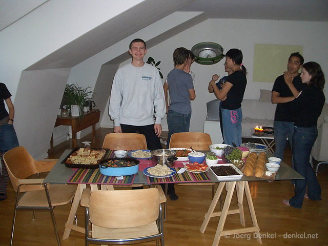 party-potluck_03