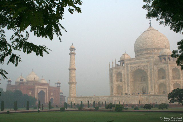 agra 012